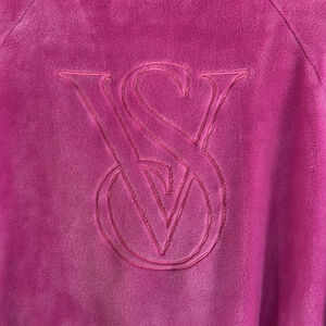Victoria's Secret side M/L Pink Fluffy Robe clearance